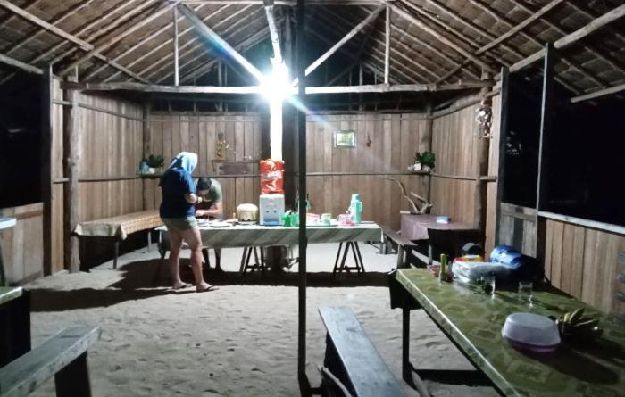 Mawar Homestay Besir Exteriér fotografie